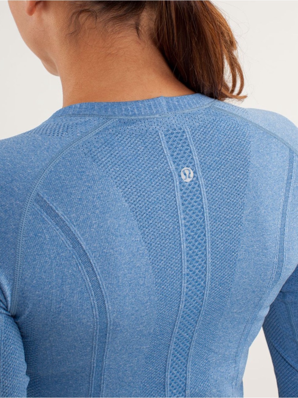 Lululemon /// Women’s Run: Swiftly Tech Long Sleeve Top - Limitless Blue - Size